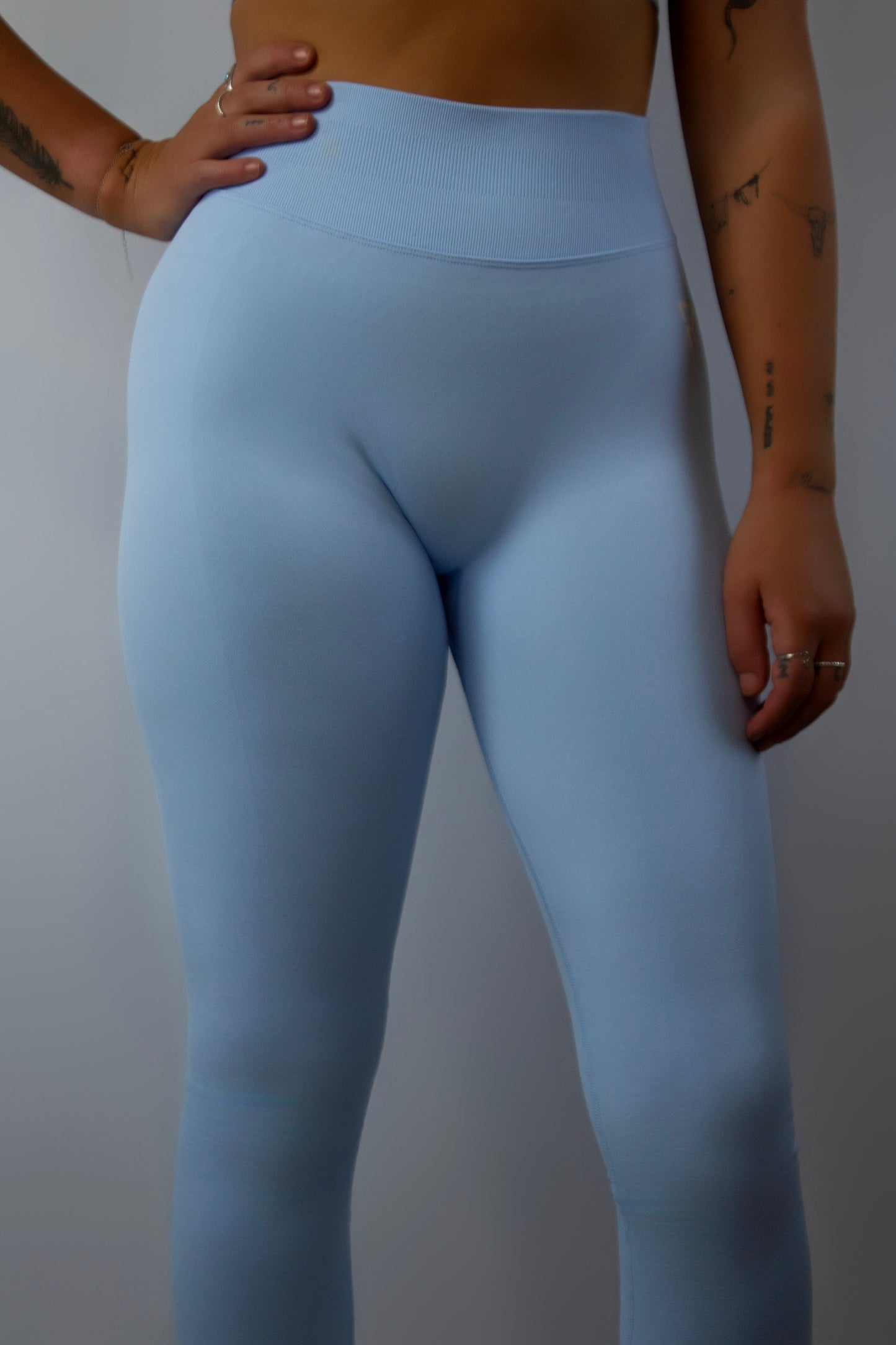 ASCEND SET — BRA & LEGGINGS